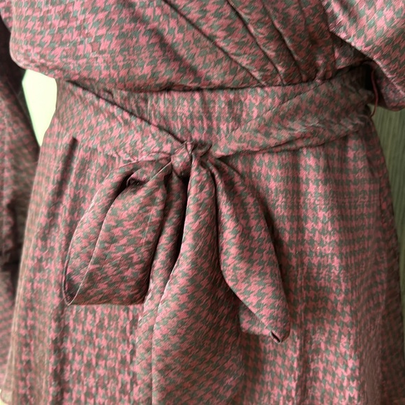 Joie Marcel chiffon dress in blackberry - Picture 8 of 10